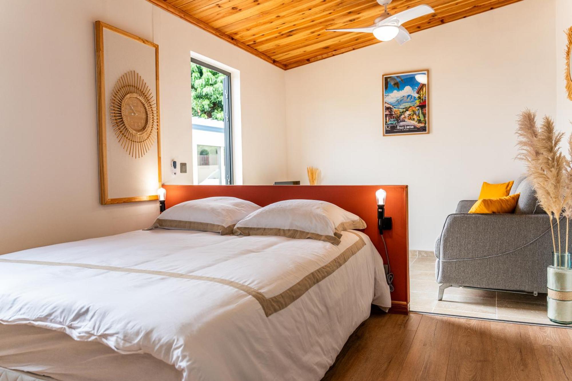 Bungalow L'Escale De Takamaka Saint-Benoît Kültér fotó