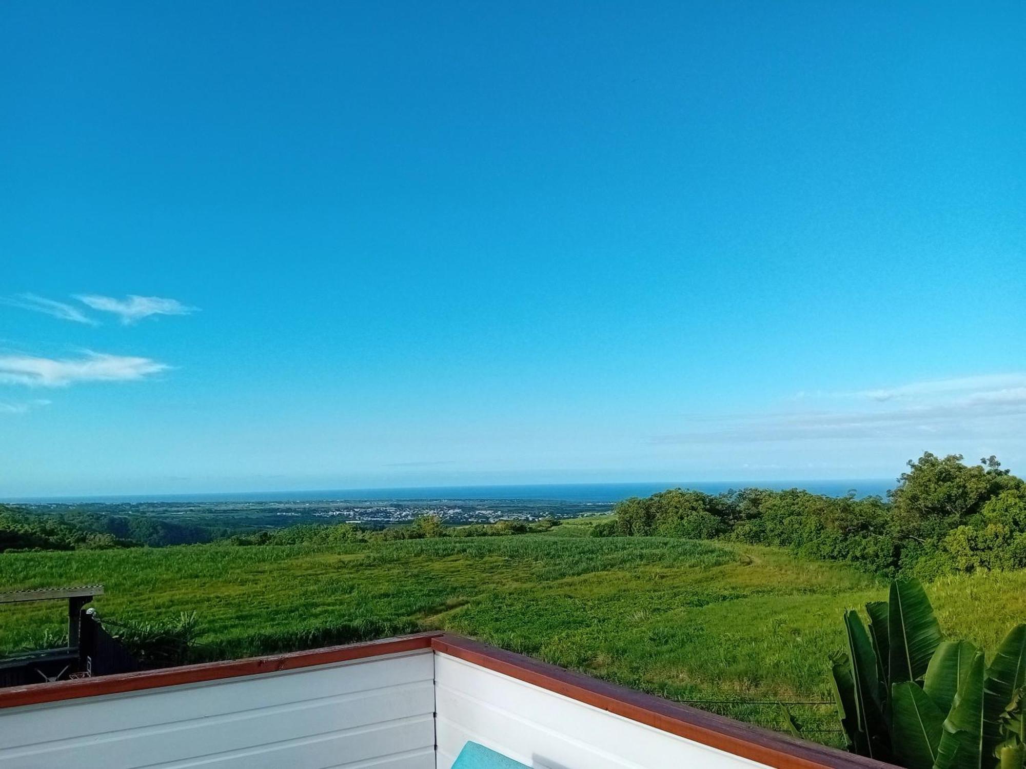 Bungalow L'Escale De Takamaka Saint-Benoît Kültér fotó